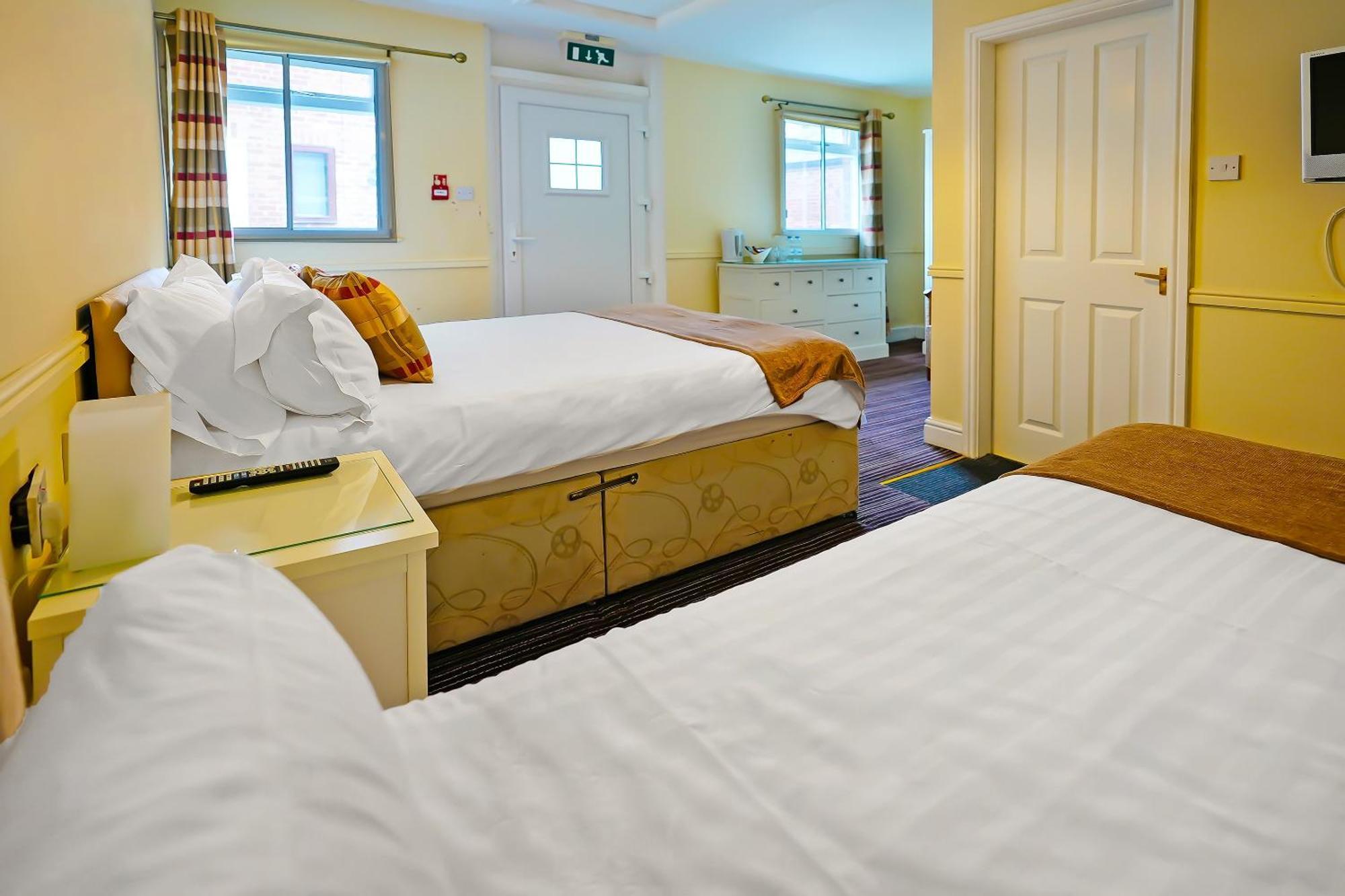 Oyo The White Horse, Ripon North Yorkshire Hotel Екстериор снимка