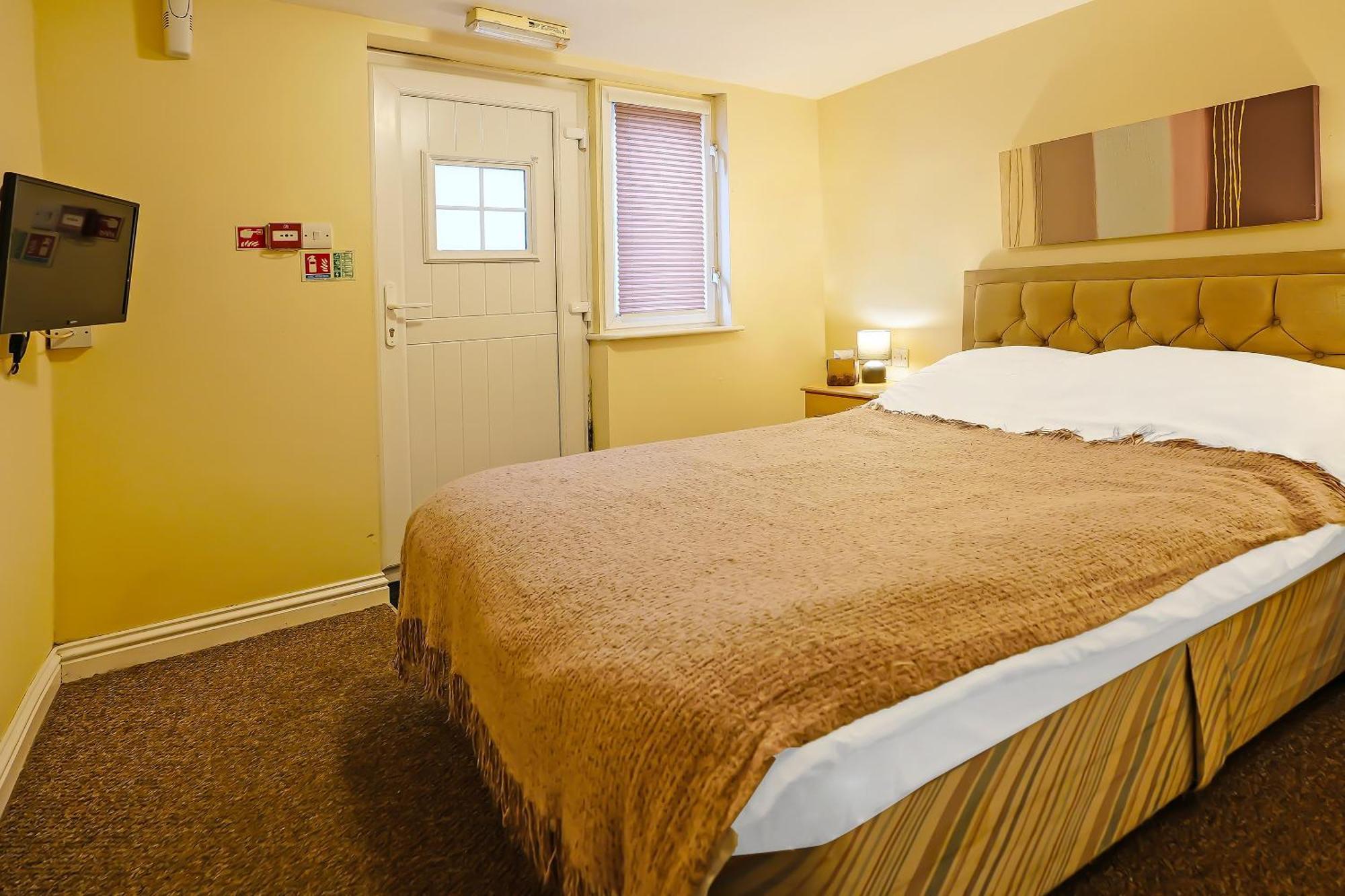 Oyo The White Horse, Ripon North Yorkshire Hotel Екстериор снимка